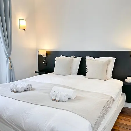 1500 Deluxe Flat For Olympic Games 2024 *