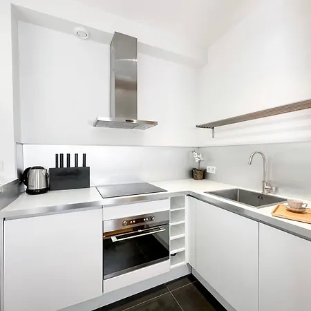 1500 Deluxe Flat For Olympic Games 2024 Paryż